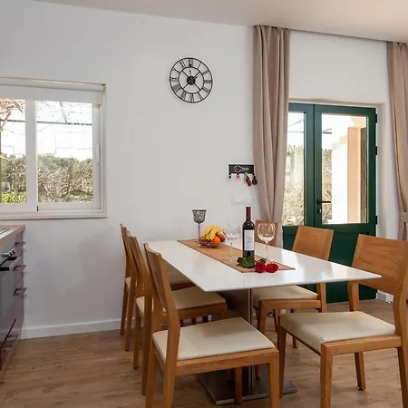 Volicija Villa Makarska