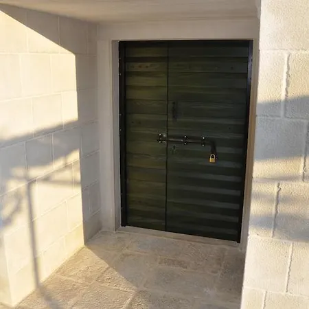 Volicija Villa Makarska